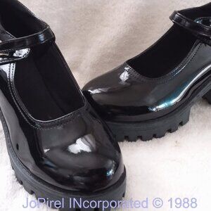 Japanese Style Lolita Round Toe  Platform Boucle Opening Shoe